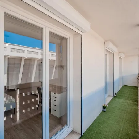 Апартаменты Le Balcon De Mayol -appartement T3 *